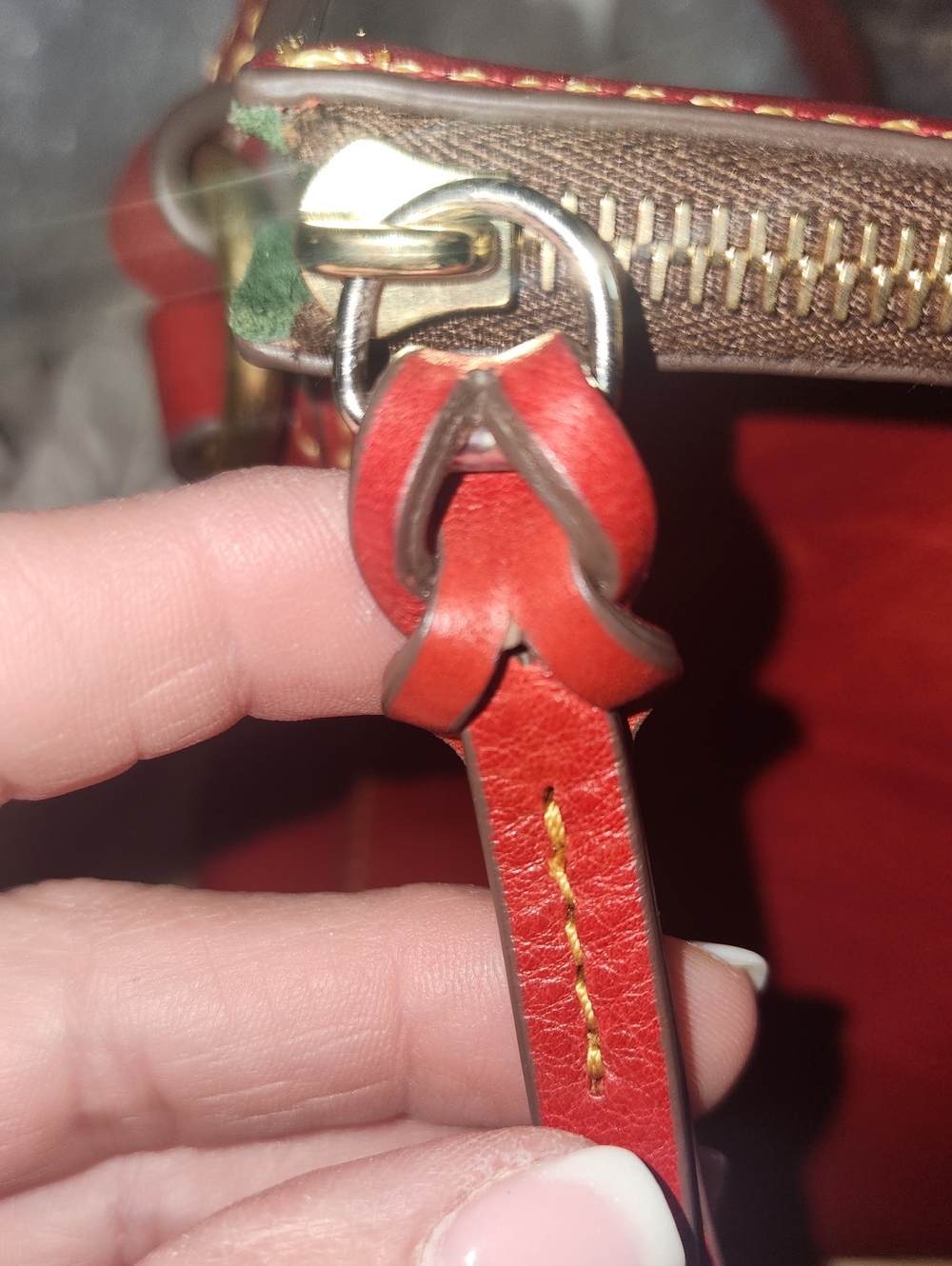 Dooney & Bourke Red Flourentine Laurel Smooth Leather Crossbody Purse Crossbody - Picture 15 of 16